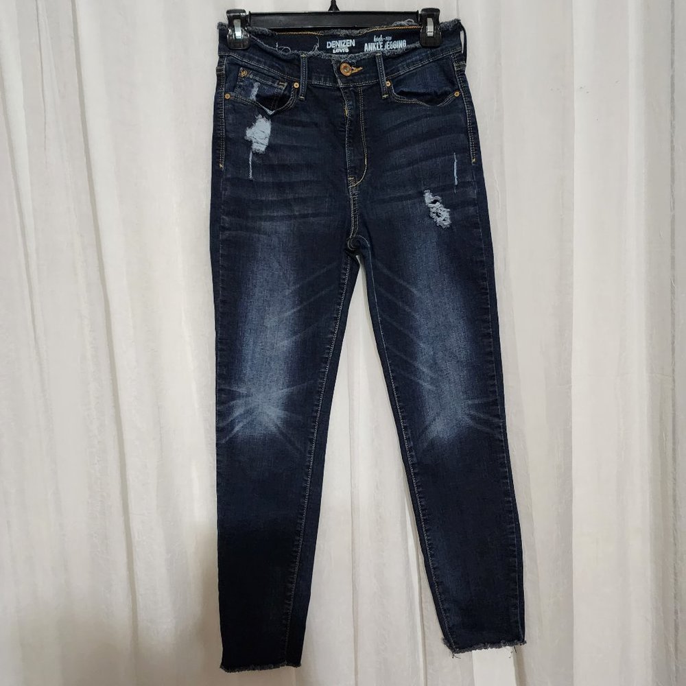 Denizen Levi High Rise Ankle Jegging Distressed Jeans Size 9 - Waist 29